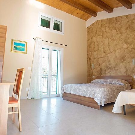 Zio Tonino Bed & Breakfast Termoli Room photo